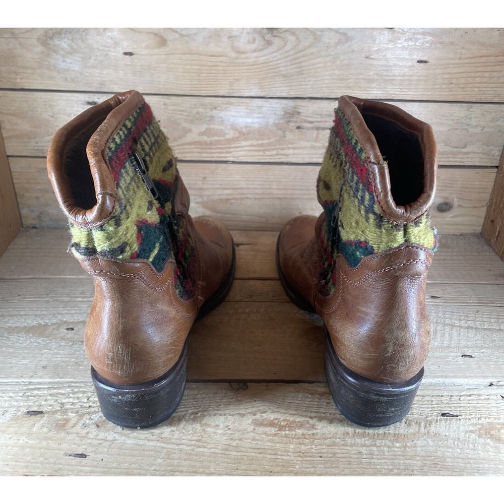 FREEBIRD by Steven Cablo Aztec Blanket Ankle Boots Gray Multi Womens US 6 $350 * - Picture 9 of 10